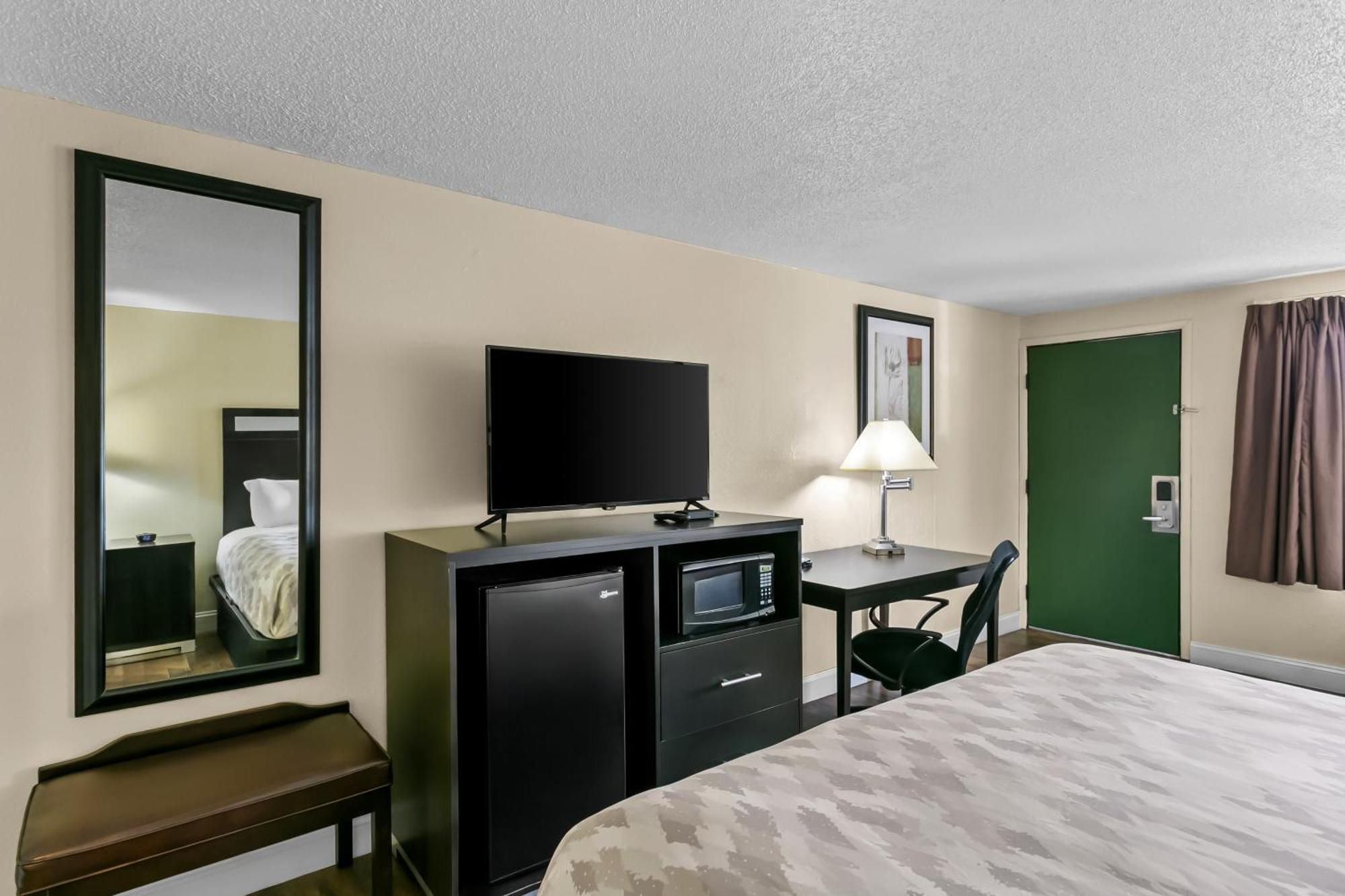 Americas Best Value Inn Martinsburg Exterior photo