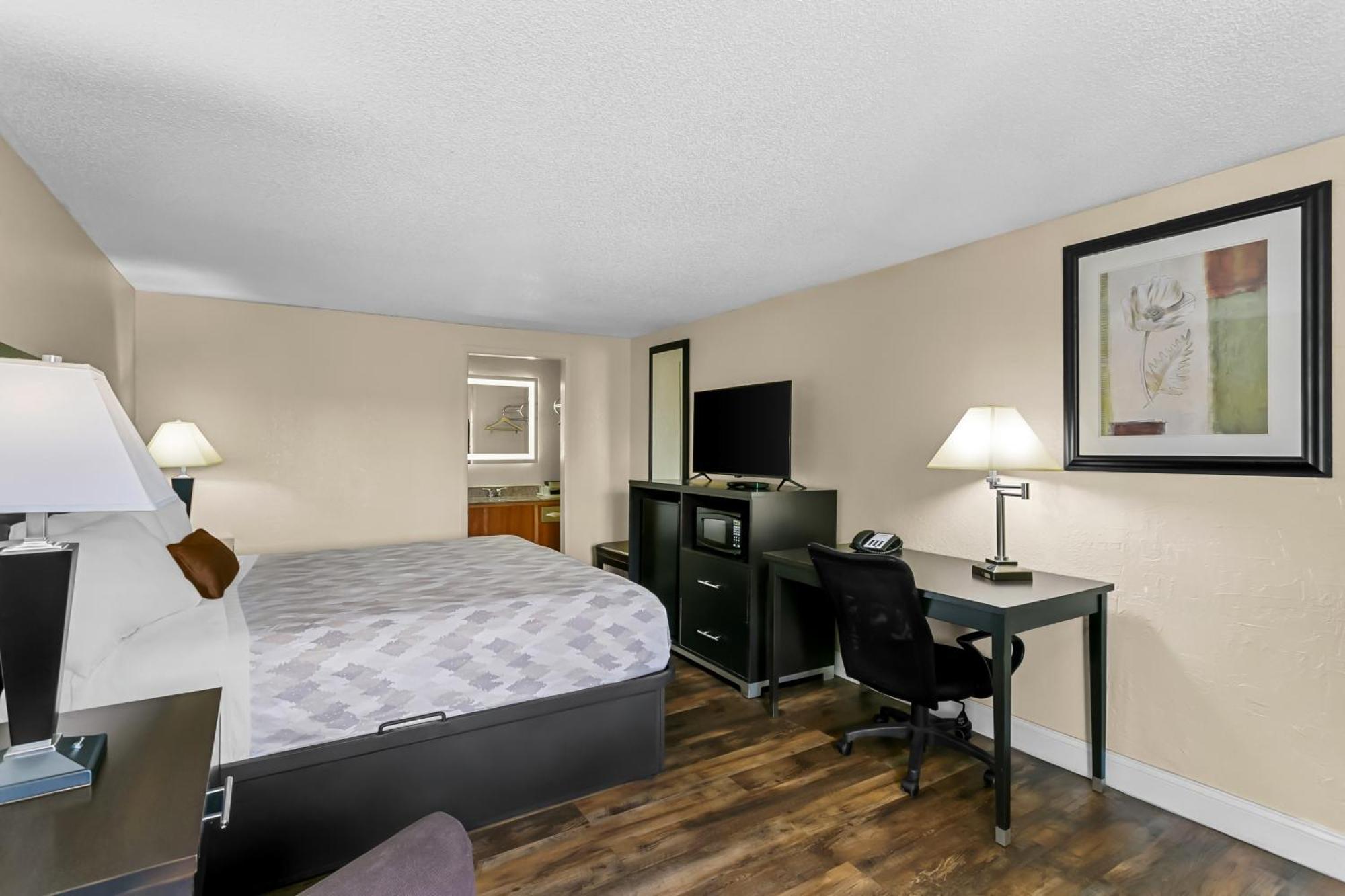 Americas Best Value Inn Martinsburg Exterior photo