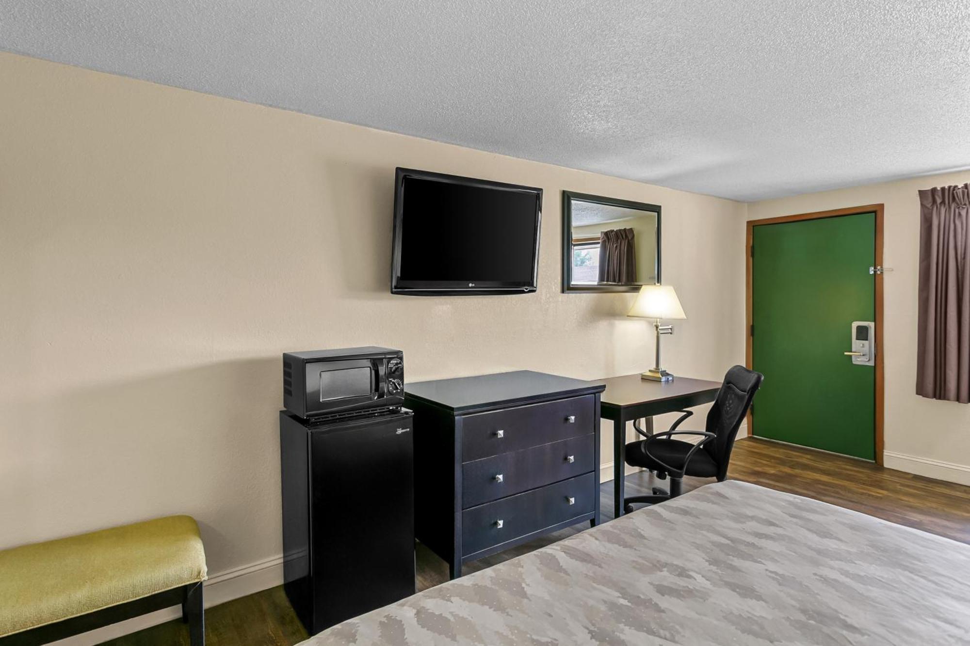 Americas Best Value Inn Martinsburg Exterior photo