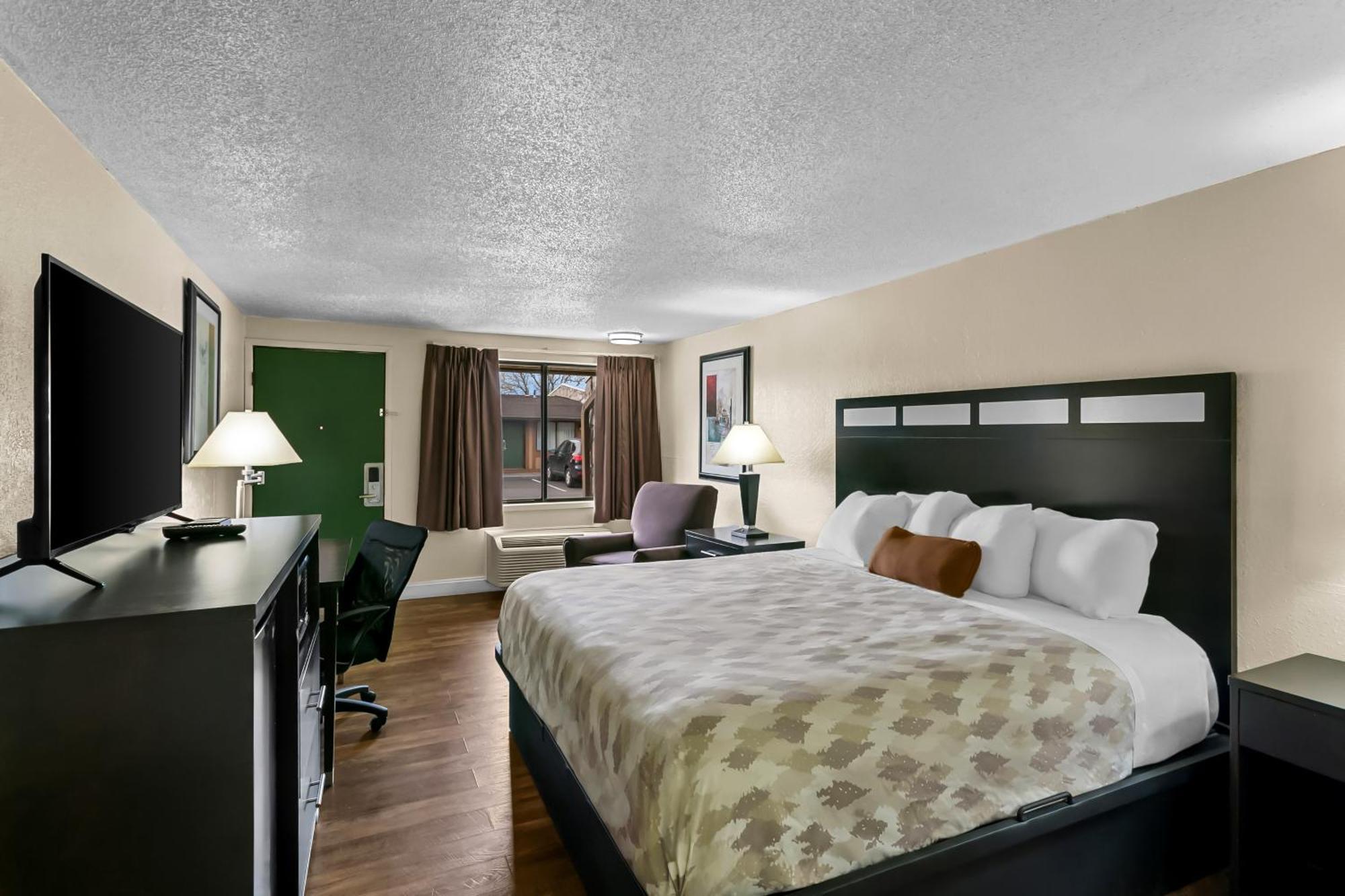 Americas Best Value Inn Martinsburg Exterior photo