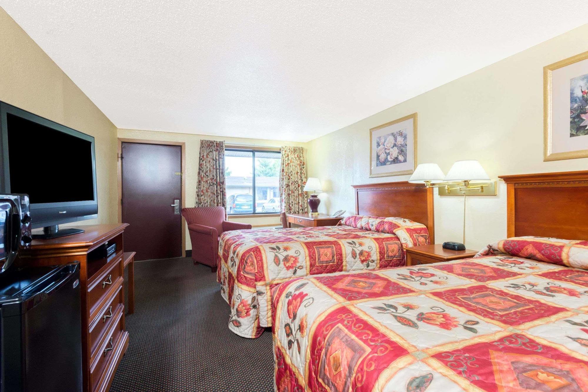 Americas Best Value Inn Martinsburg Exterior photo